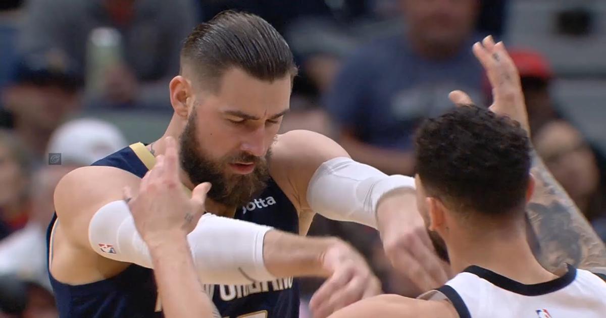 Austin Rivers Haircut